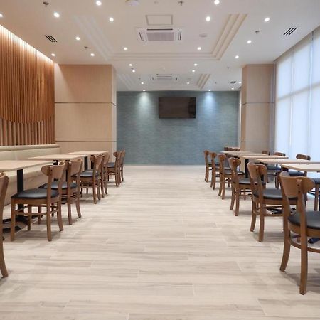 Wishton Hotel Γιανγκόν Εξωτερικό φωτογραφία